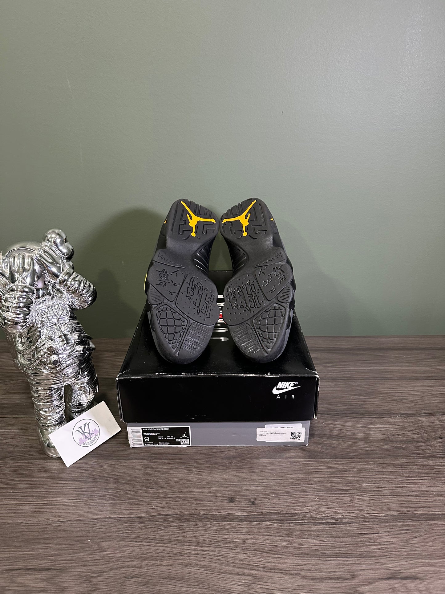 Jordan 9 Dark Charcoal University Gold