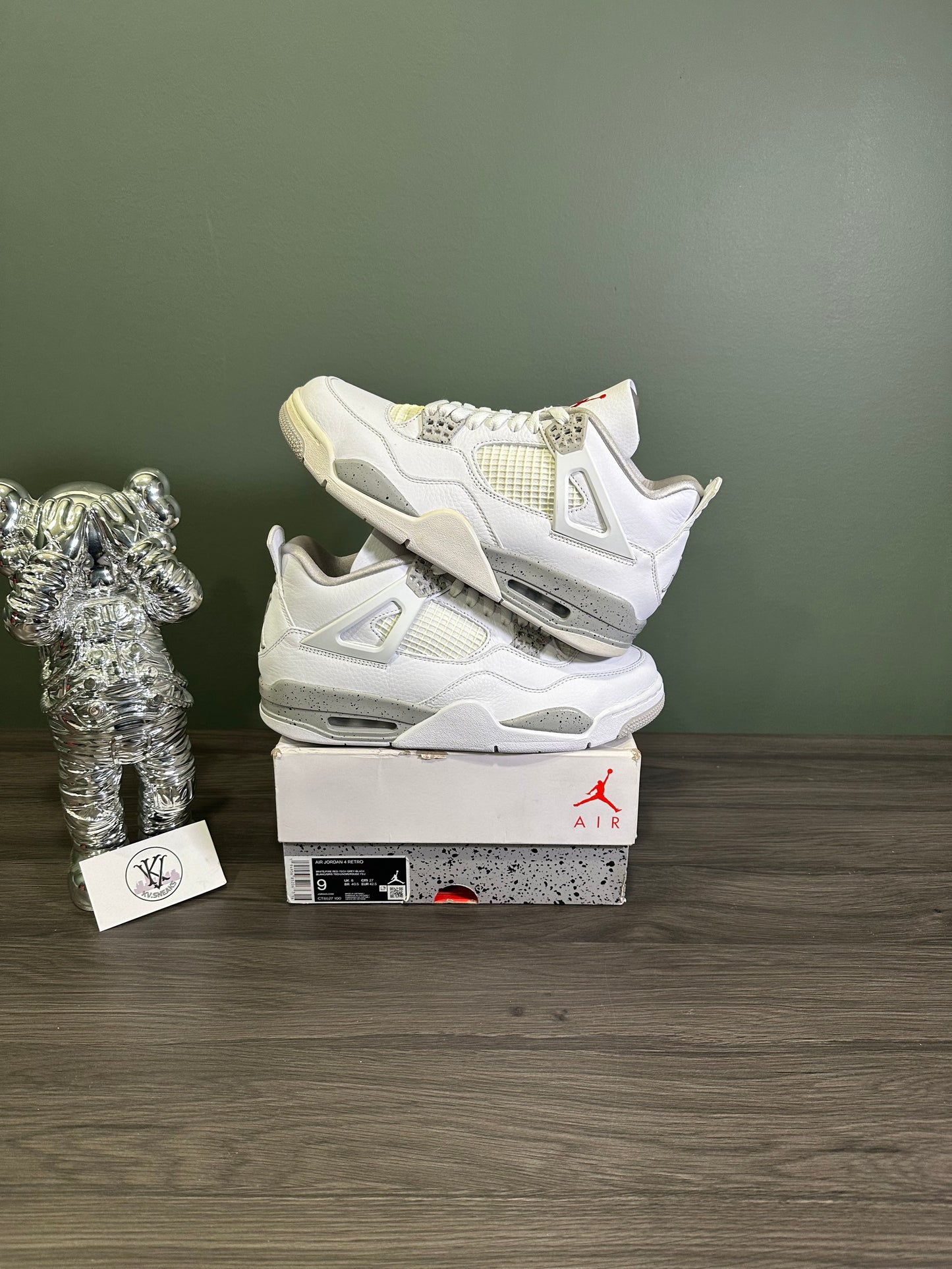 Jordan 4 White Oreo