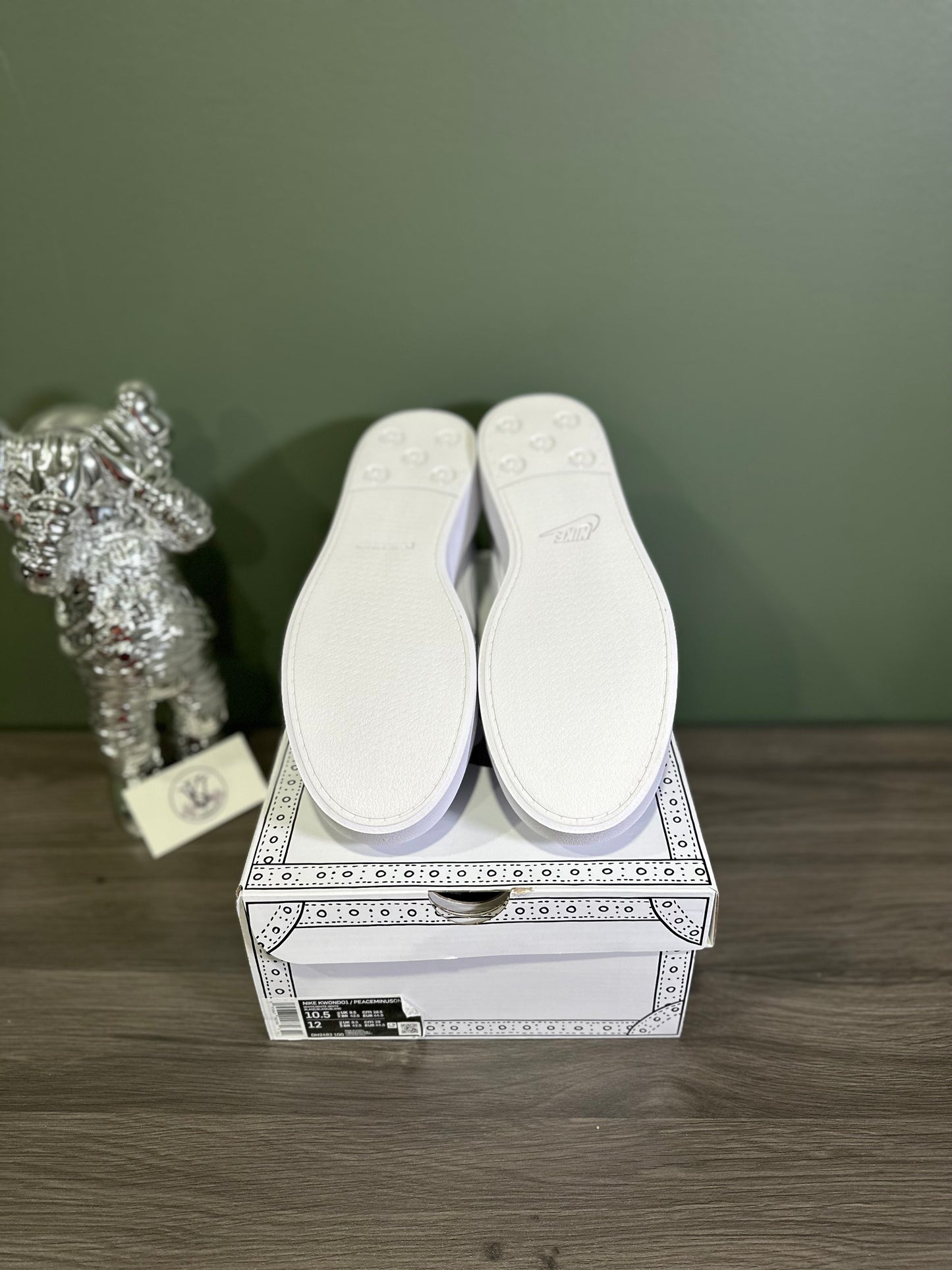 Nike Kwondo 1 G-Dragon Peaceminusone Triple White