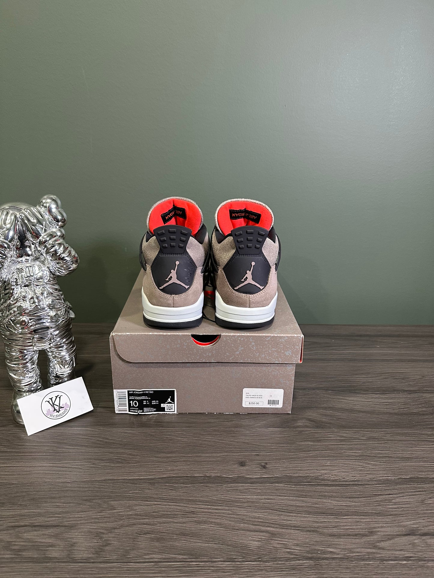 Jordan 4 Taupe Haze