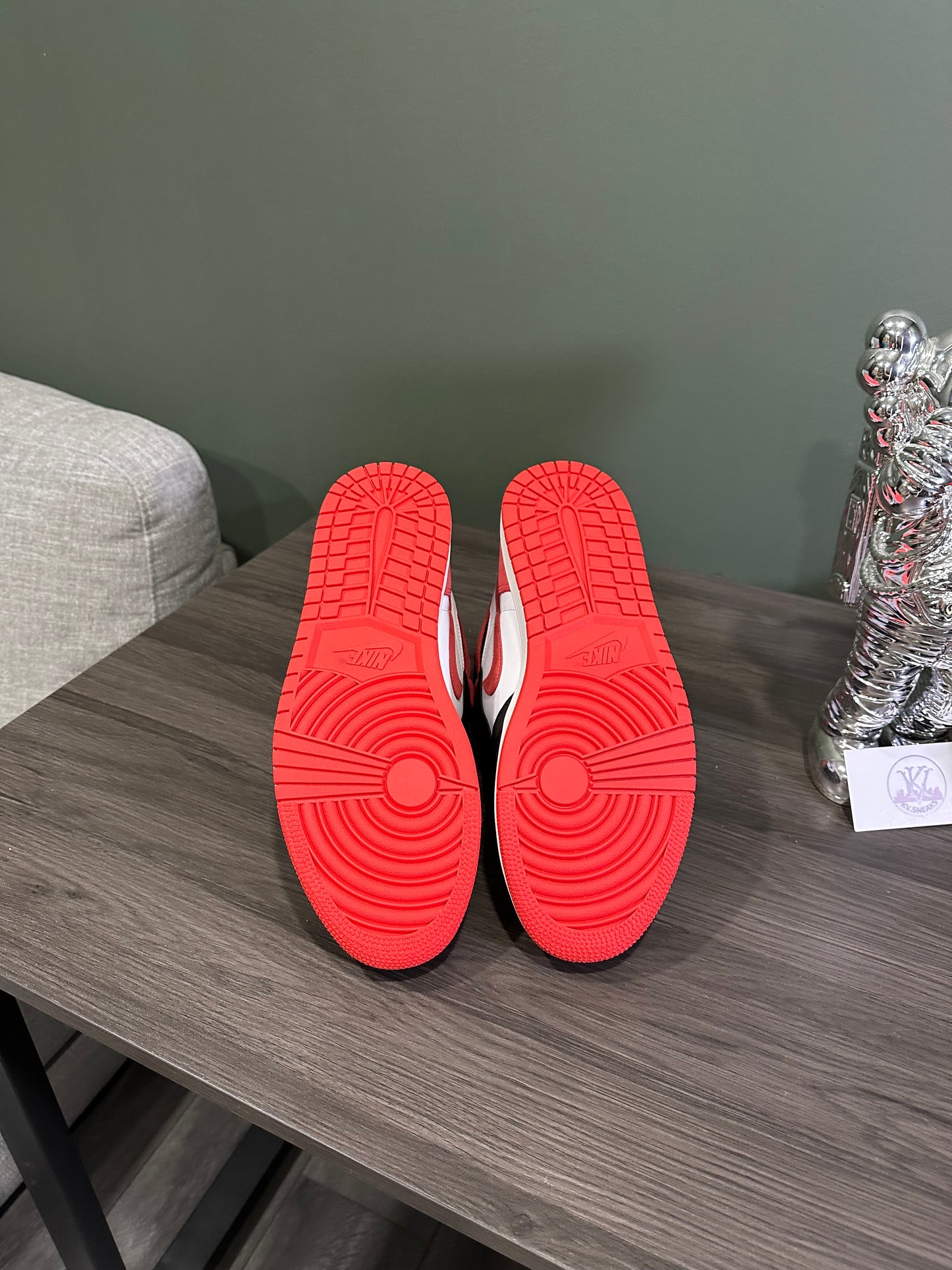 Jordan 1 High Track Red