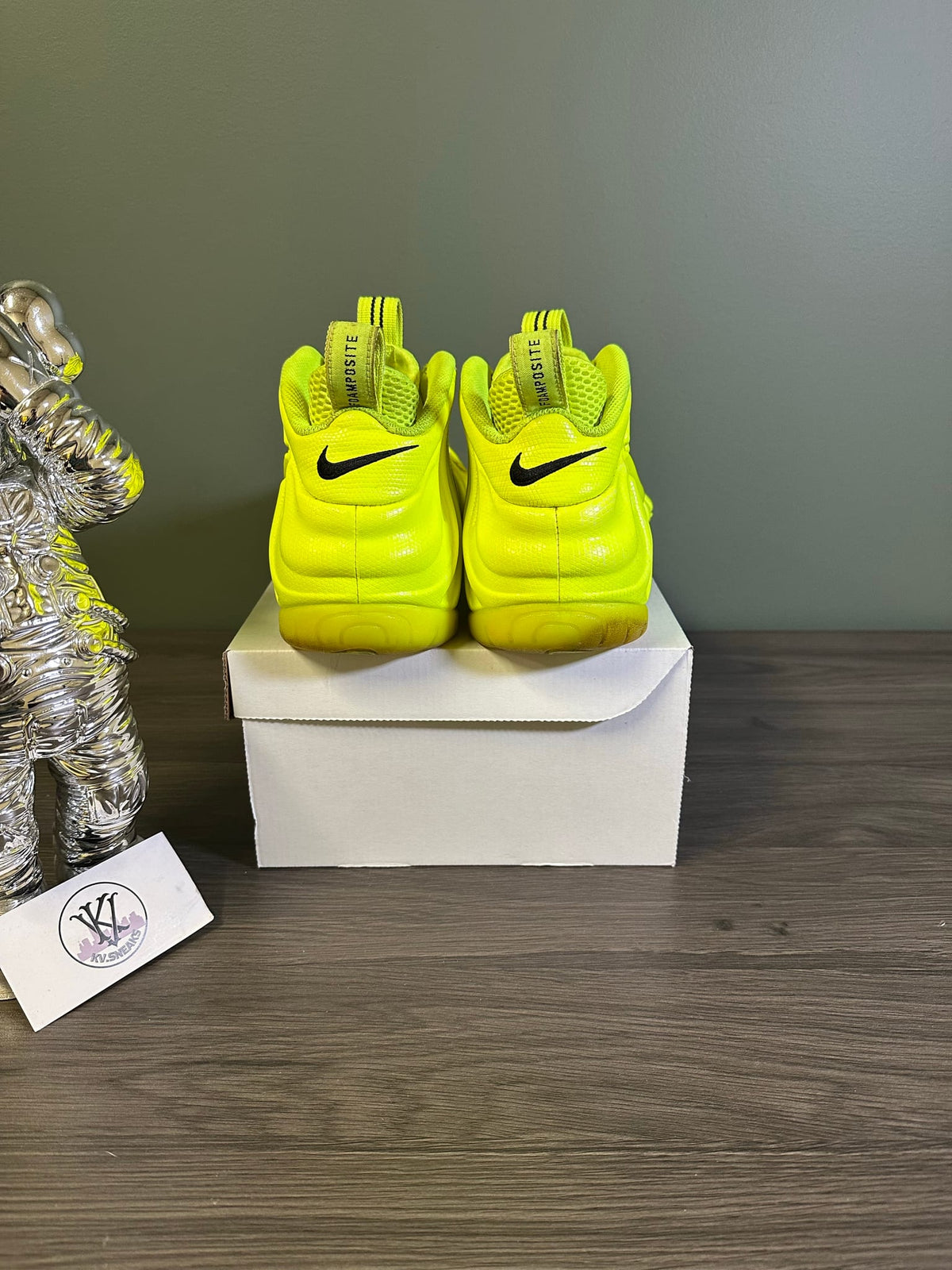 Nike Air Foamposite Pro Volt (2021)