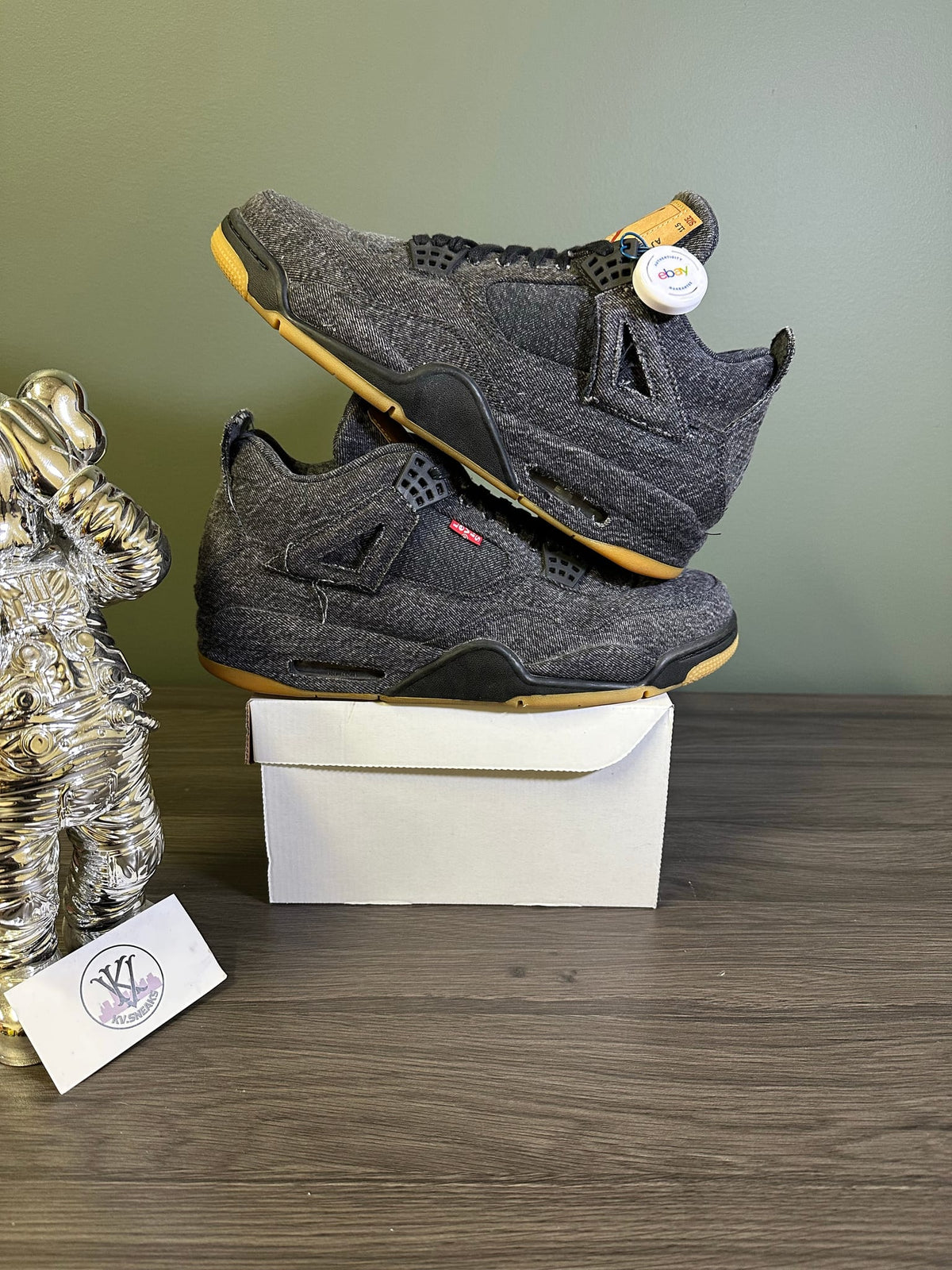 Jordan 4 Retro Levi's Black (Levi's Tag)