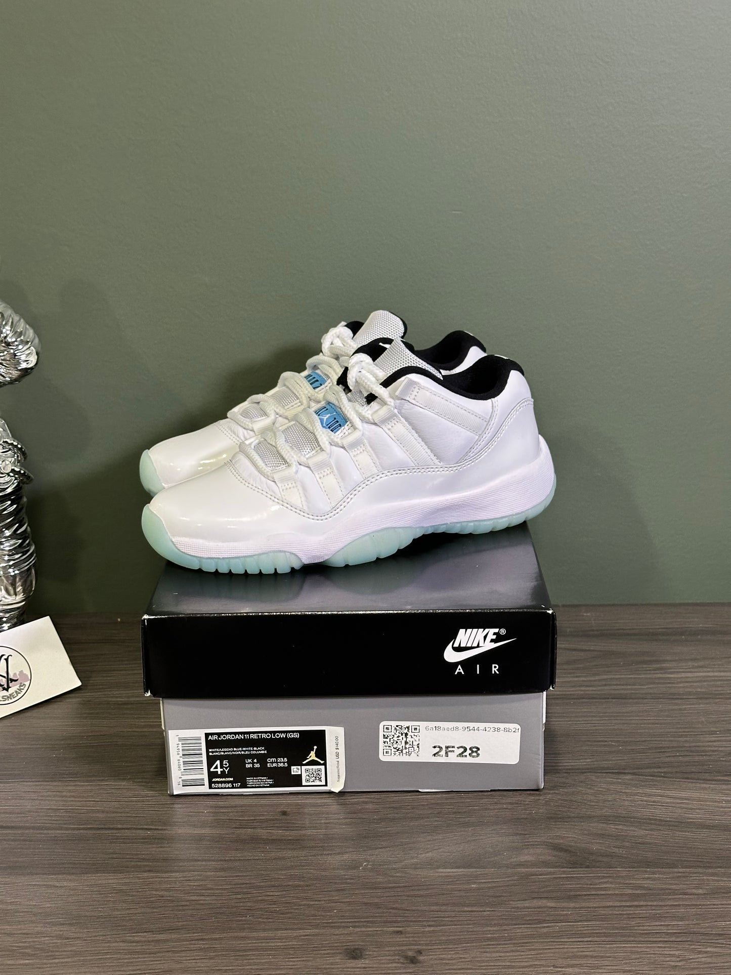 Jordan 11 Low Legend Blue (GS)