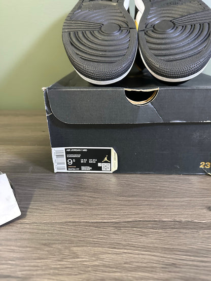 Jordan 1 Mid White Pollen Black