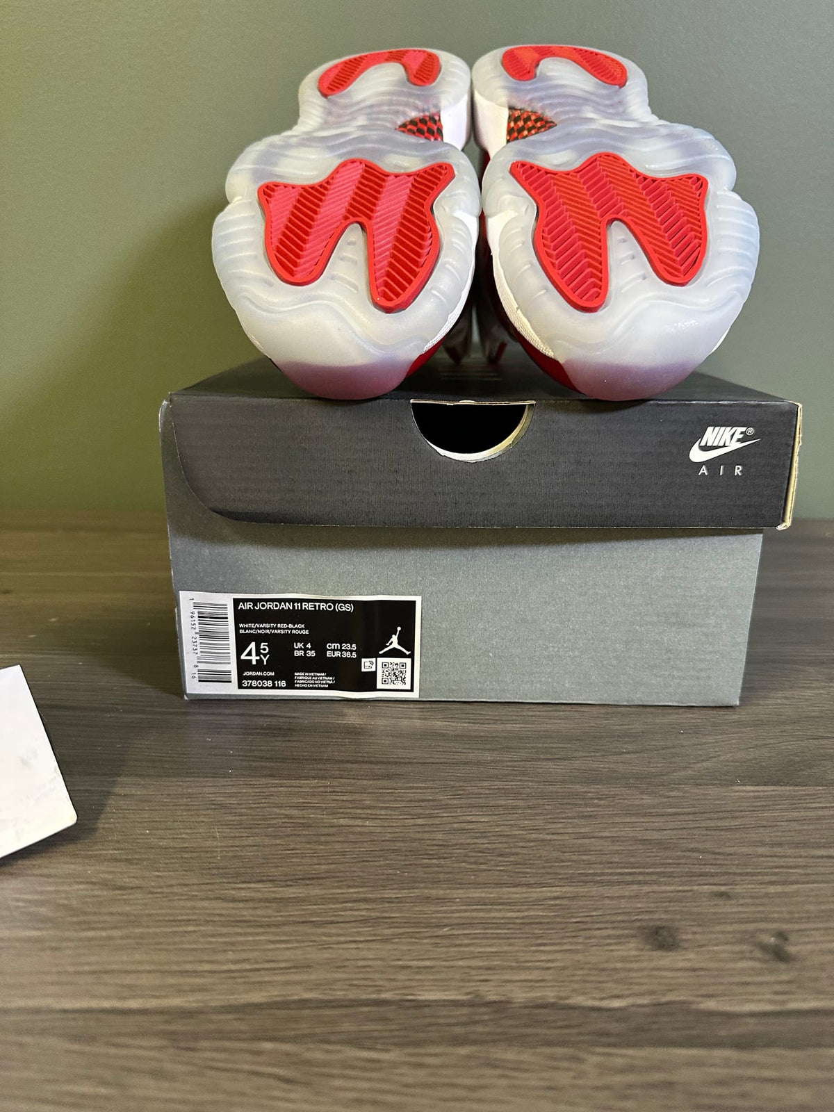 Jordan 11 Retro Cherry (2022) (GS)