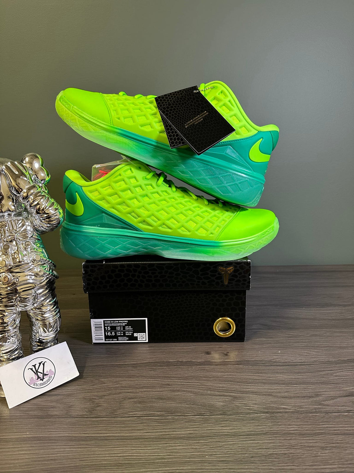 Nike Kobe 3 Low Protro Grinch