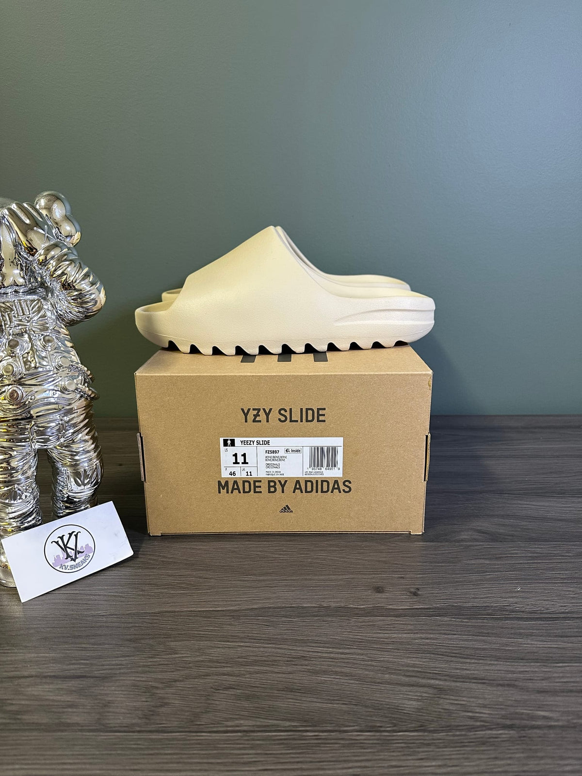 adidas Yeezy Slide Bone (2022/2023 Restock)
