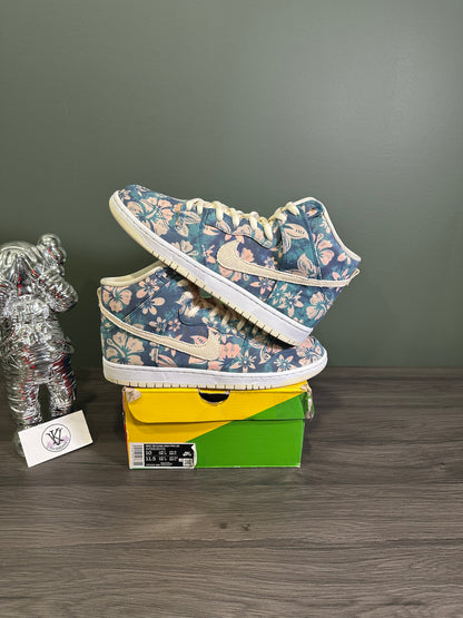Dunk High SB Hawaii