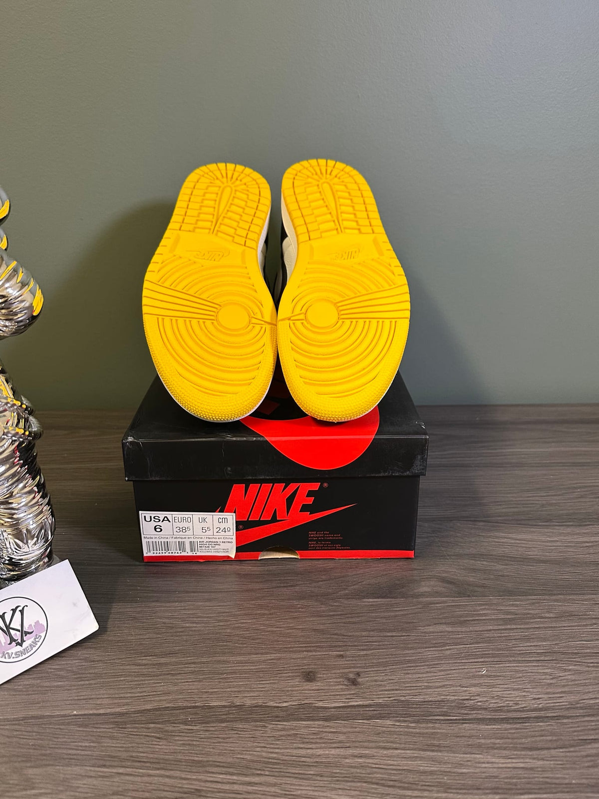 Jordan 1 Retro High Not for Resale Varsity Maize
