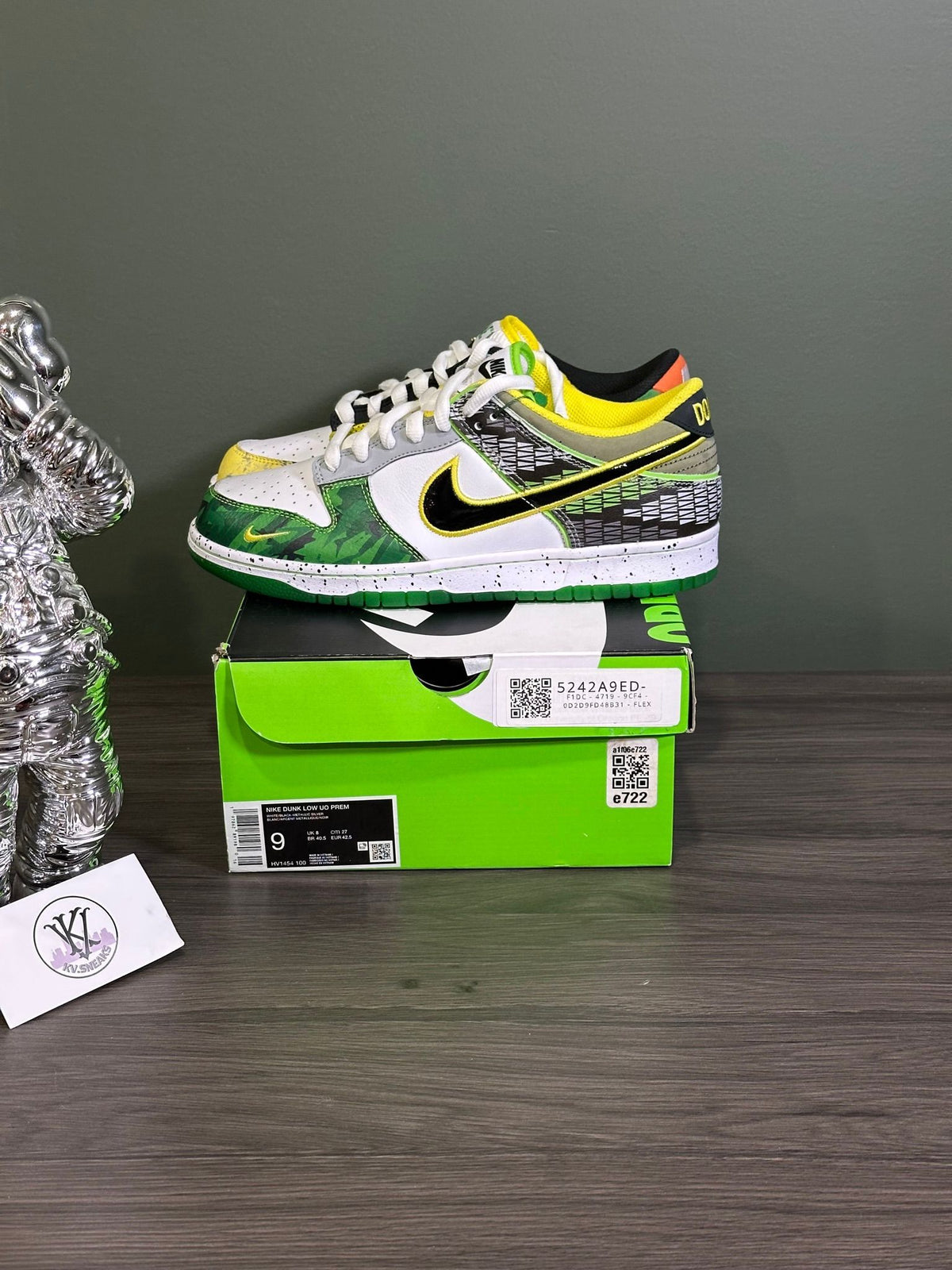 DUNK LOW WHAT THE DUCK AWAY UNIVERSITY OF OREGON PE