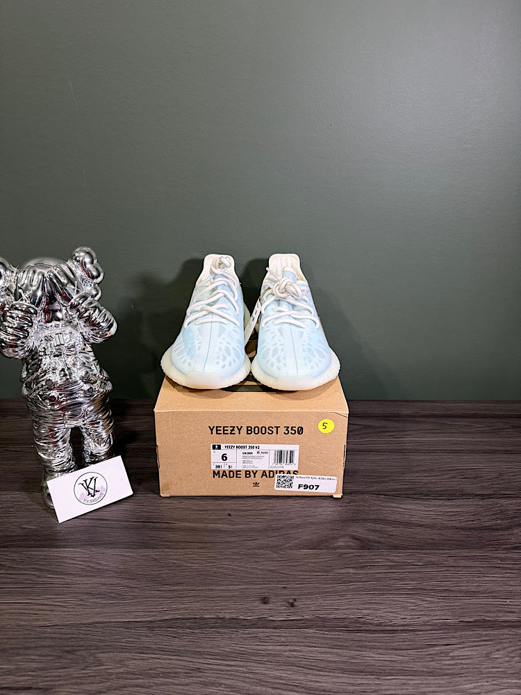 Yeezy 350 Mono Ice