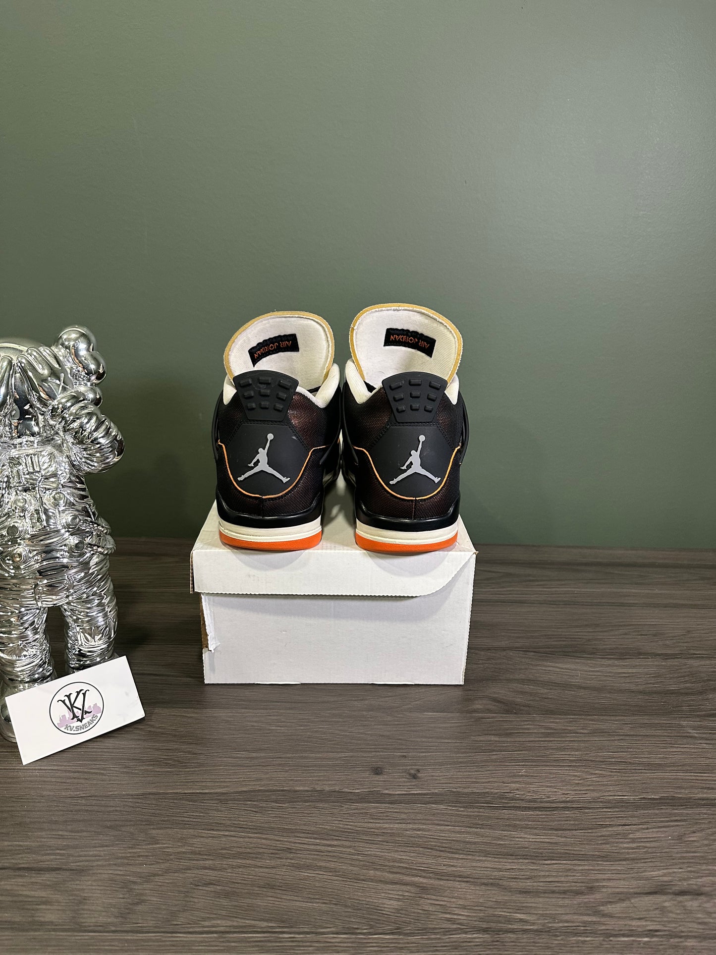 Jordan 4 Starfish