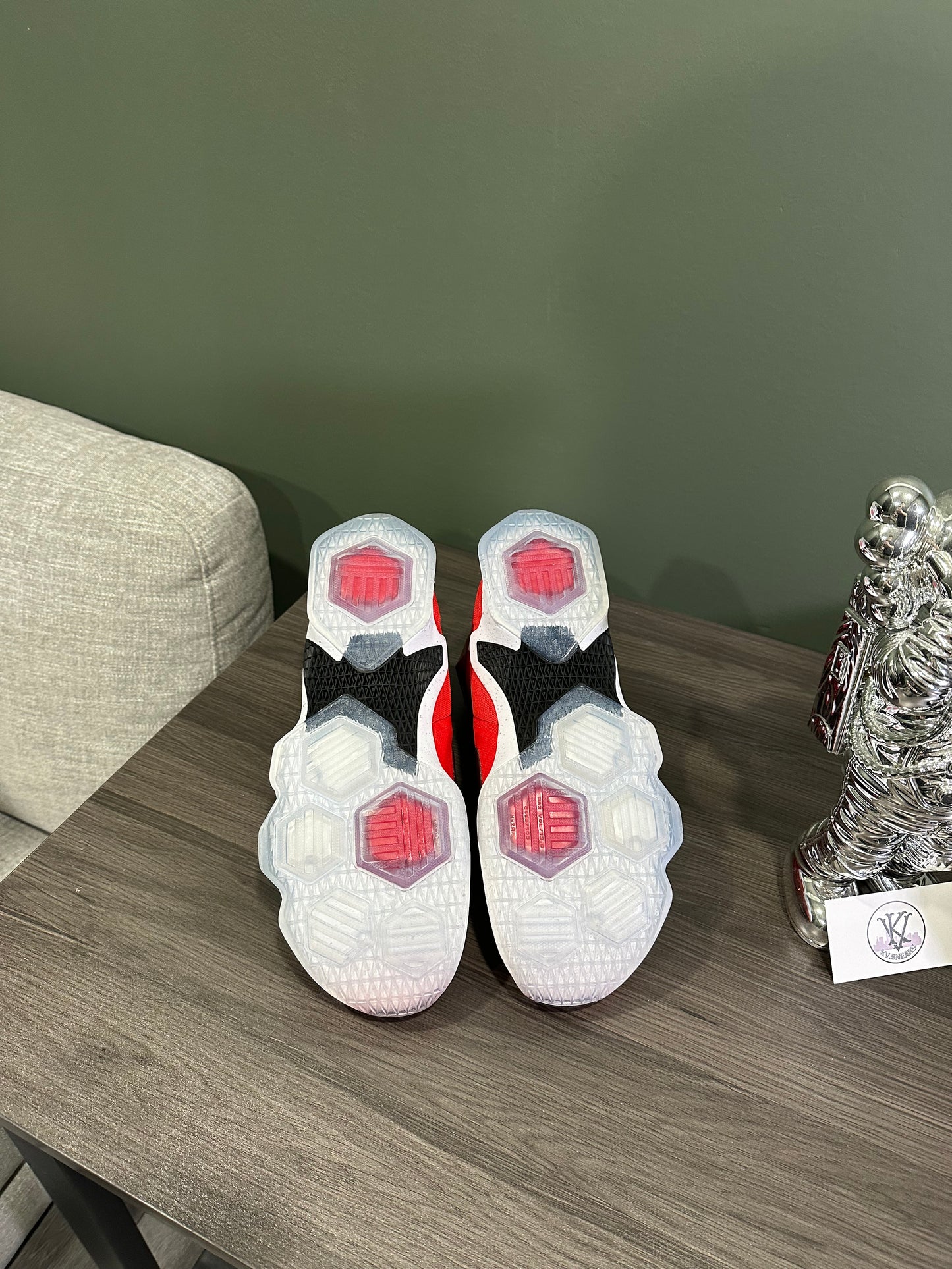 LeBron 13 Away