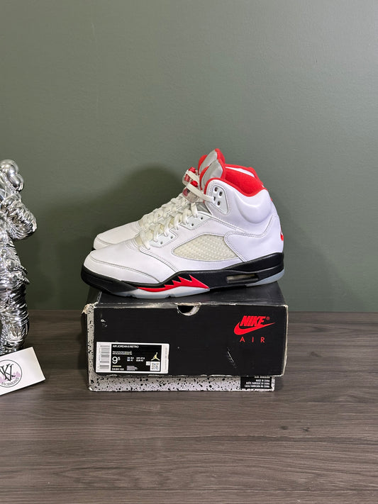 Jordan 5 Fire Red Silver Tongue 2020