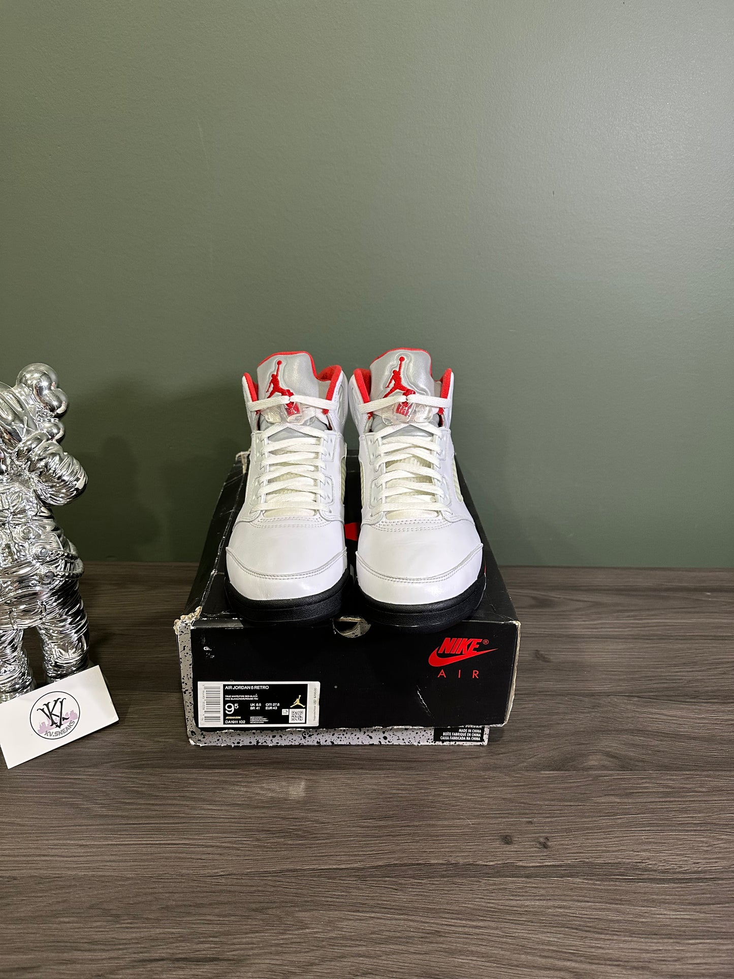 Jordan 5 Fire Red Silver Tongue 2020