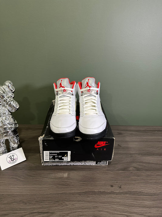 Jordan 5 Fire Red Silver Tongue 2020