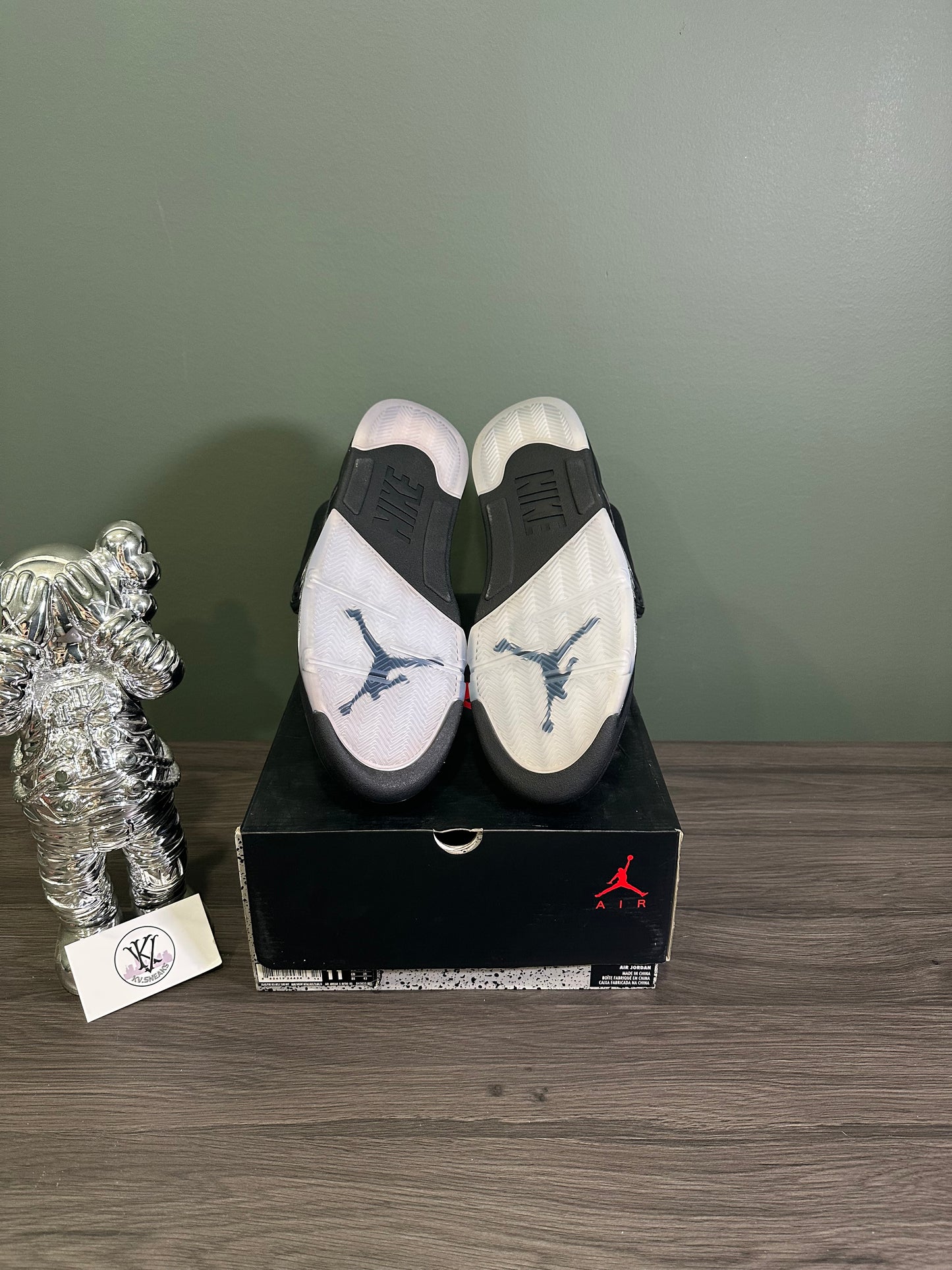 Jordan 5 Black Metallic 2016