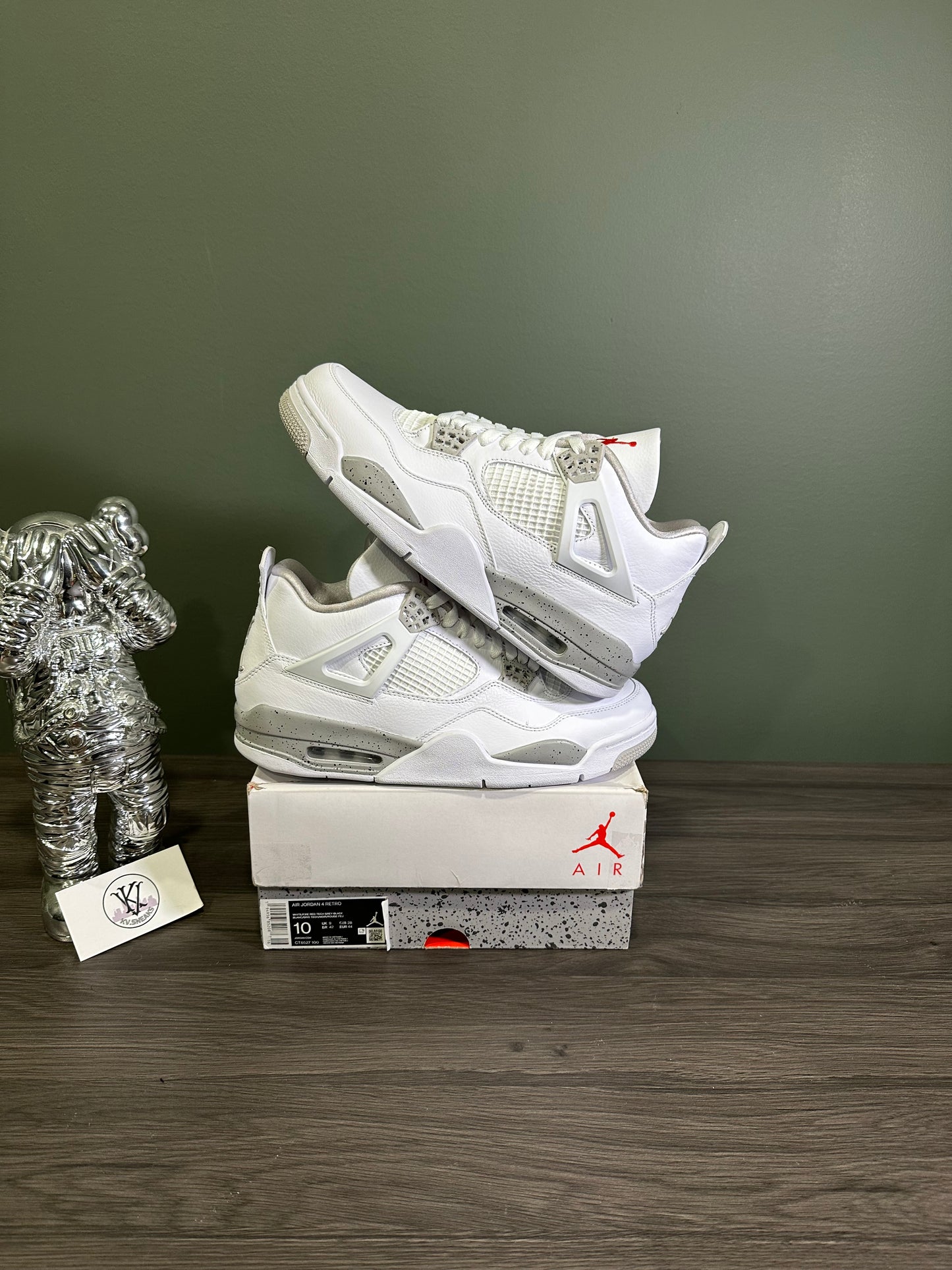 Jordan 4 White Oreo