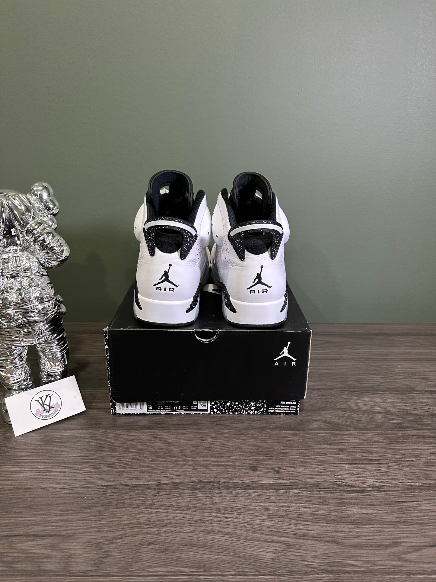 Jordan 6 Reverse Oreo
