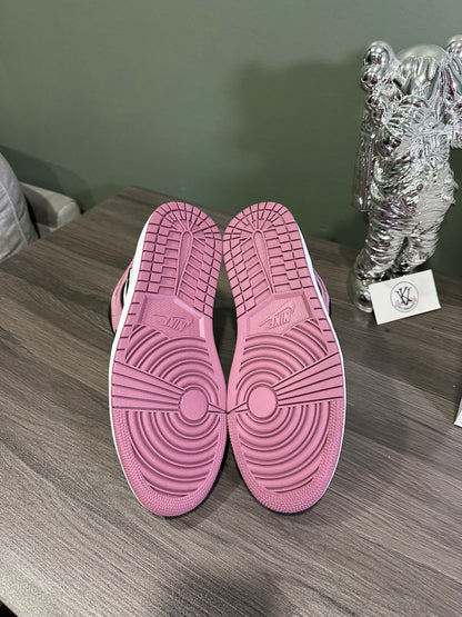 Jordan 1 Mid SE Light Mulberry