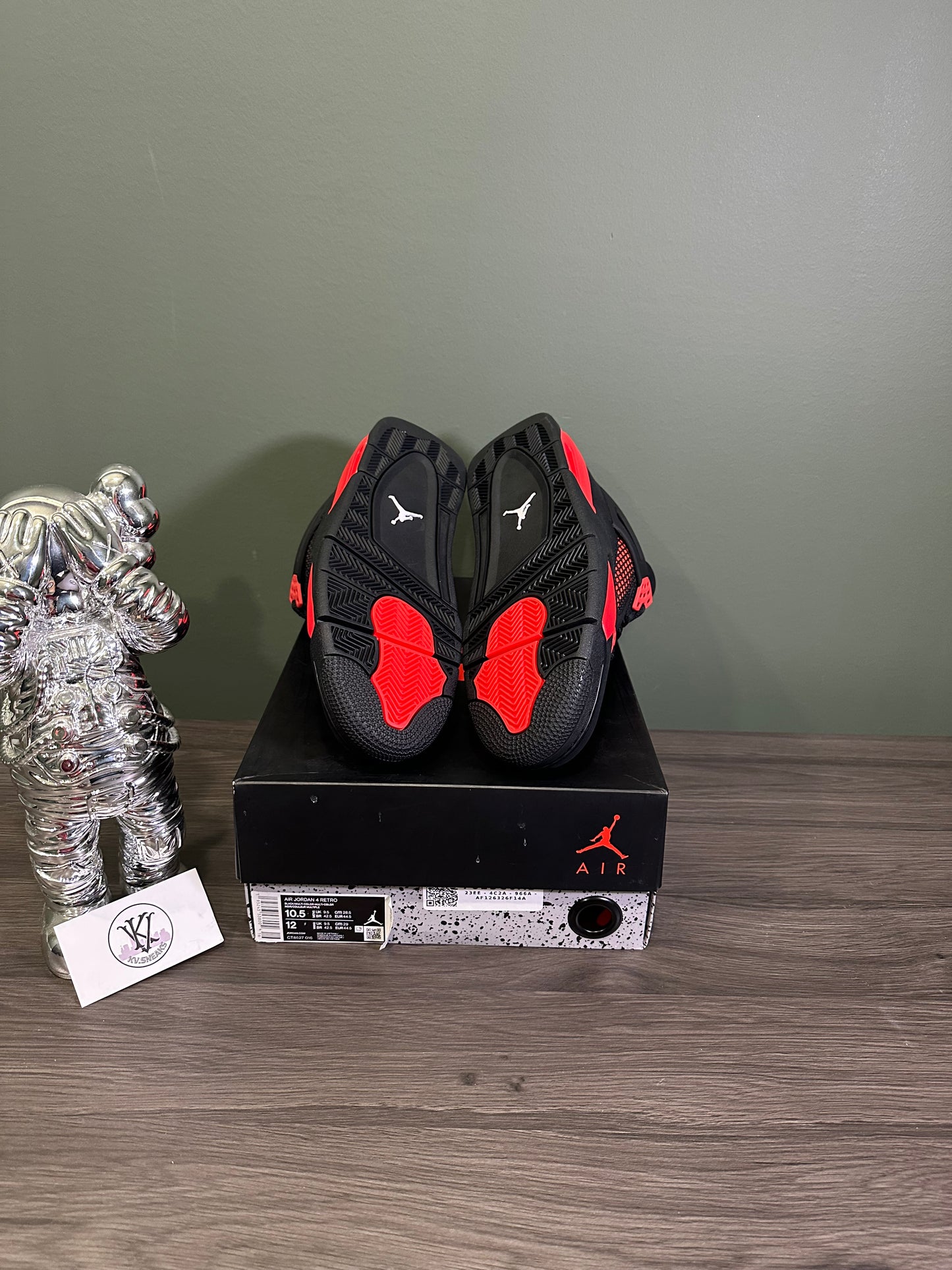 Jordan 4 Red Thunder
