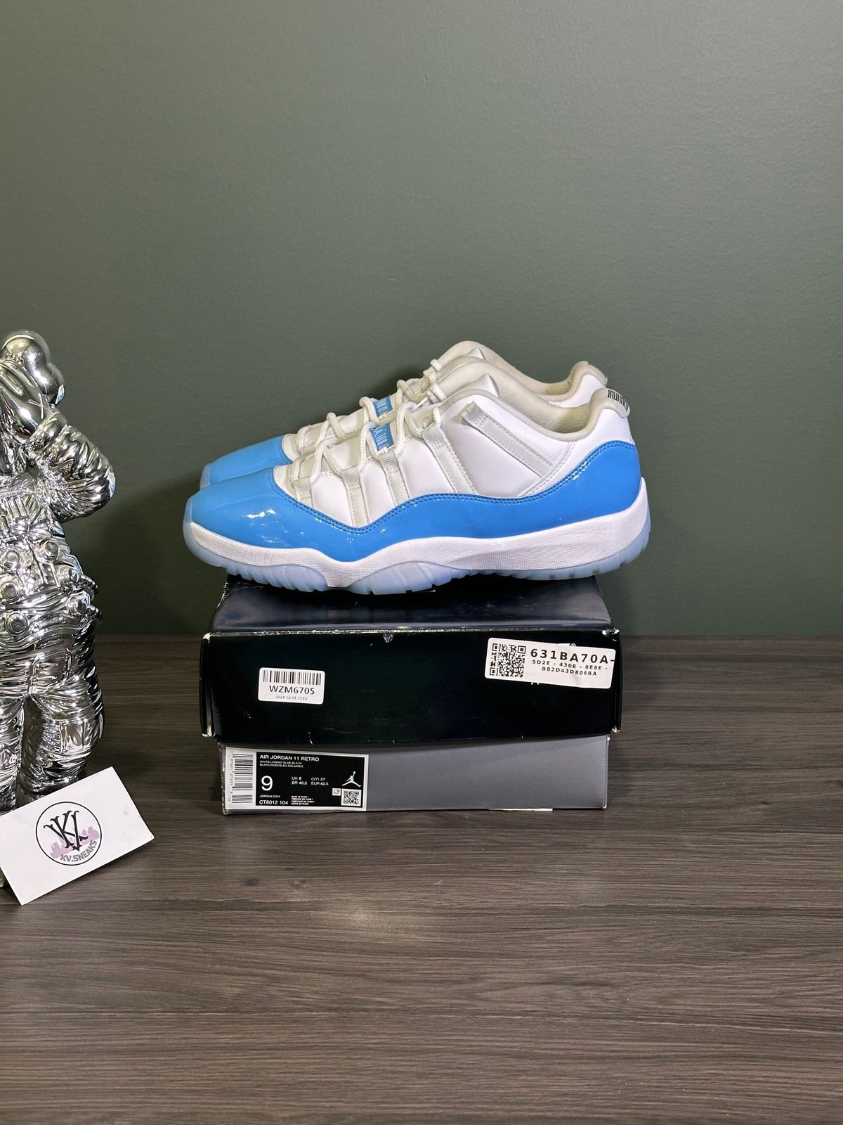 Jordan 11 Retro Low University Blue (2026)