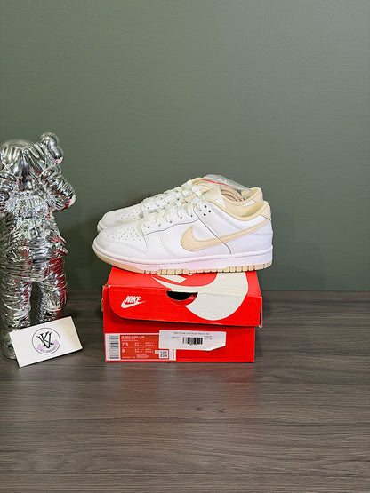Dunk Low Pearl White