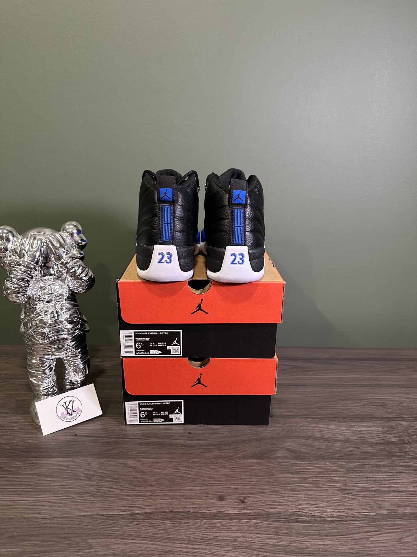Jordan 12 Hyper Royal (W)