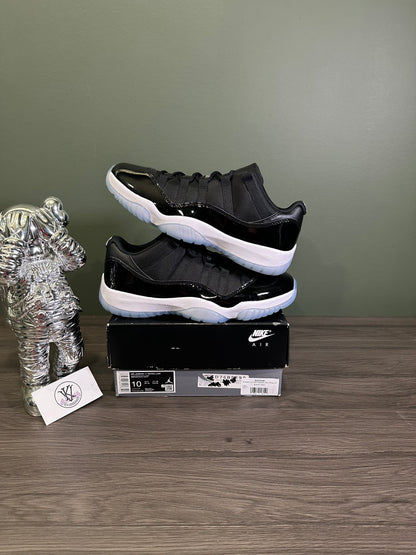 Jordan 11 Low Space Jam