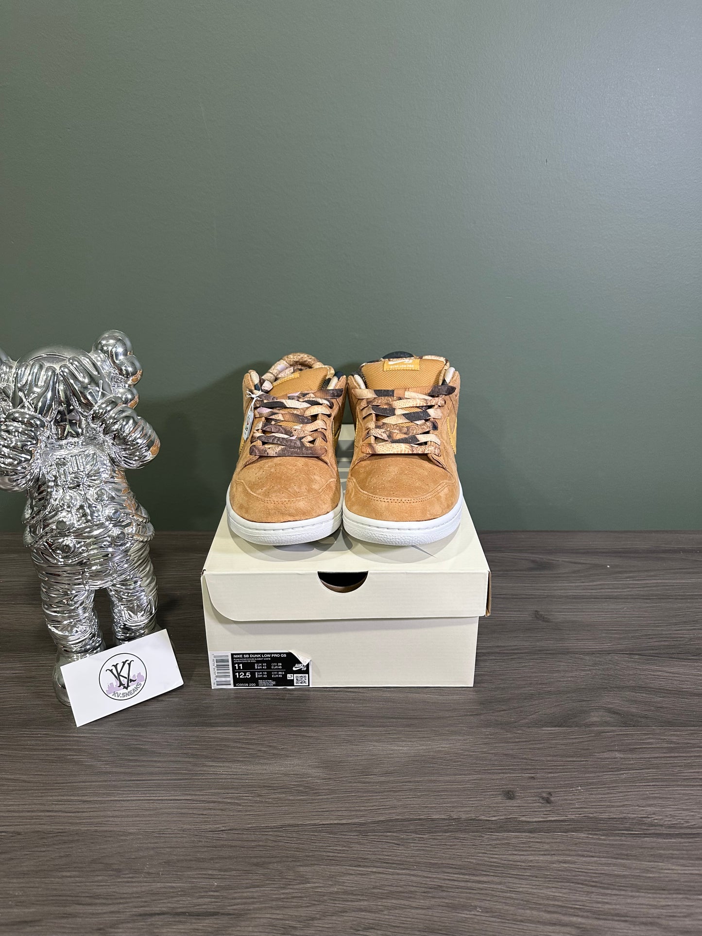Dunk Low SB NOTE Brew and Biscuits