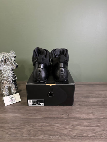 LeBron 4 Black Anthracite