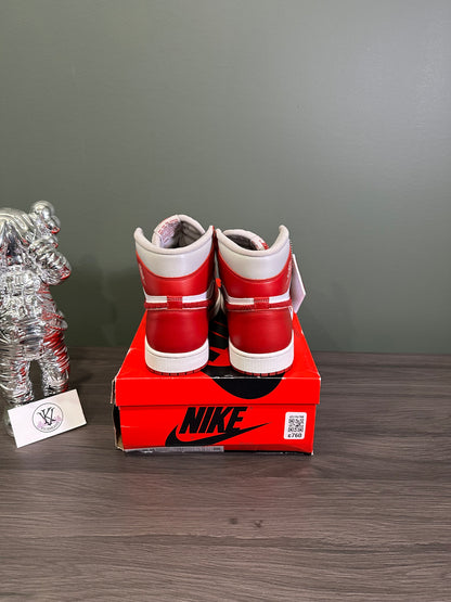 Jordan 1 High Varsity Red