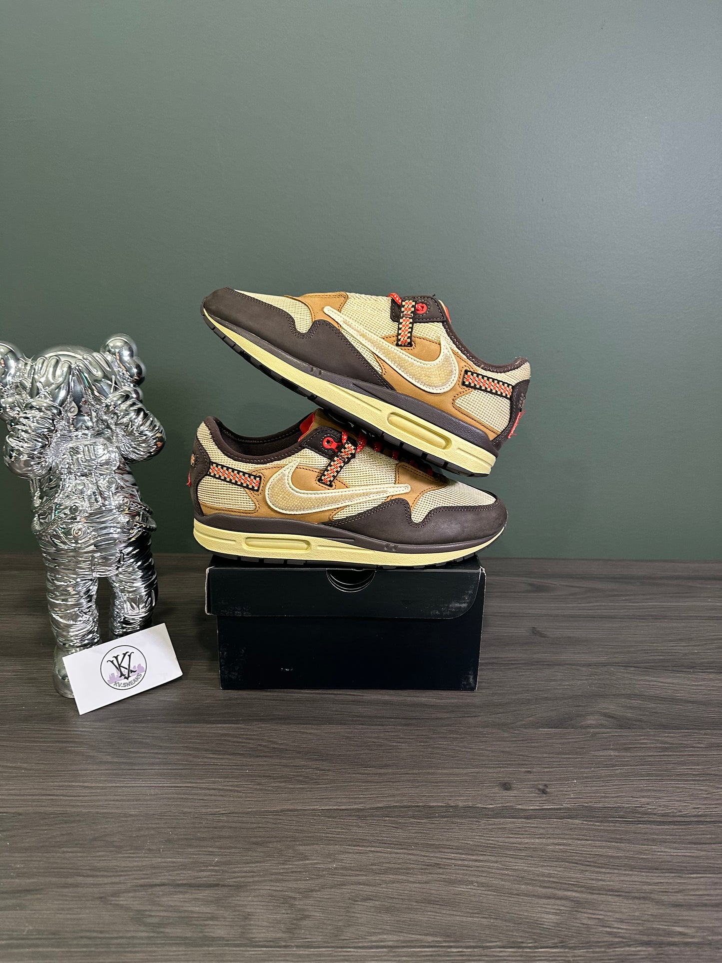 Air Max 1 Travis Scott Baroque Brown