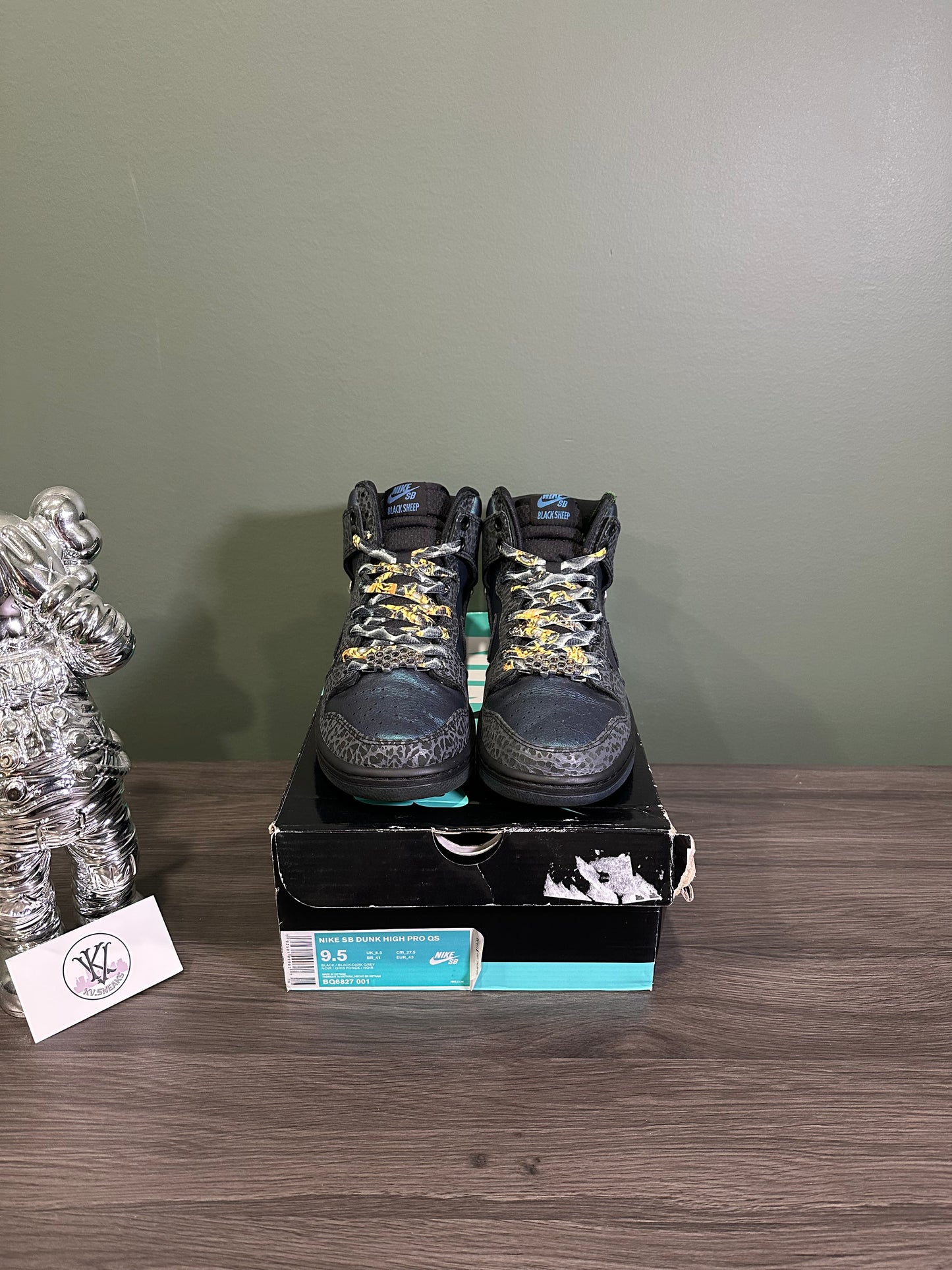 Dunk High SB Black Sheep Hornet