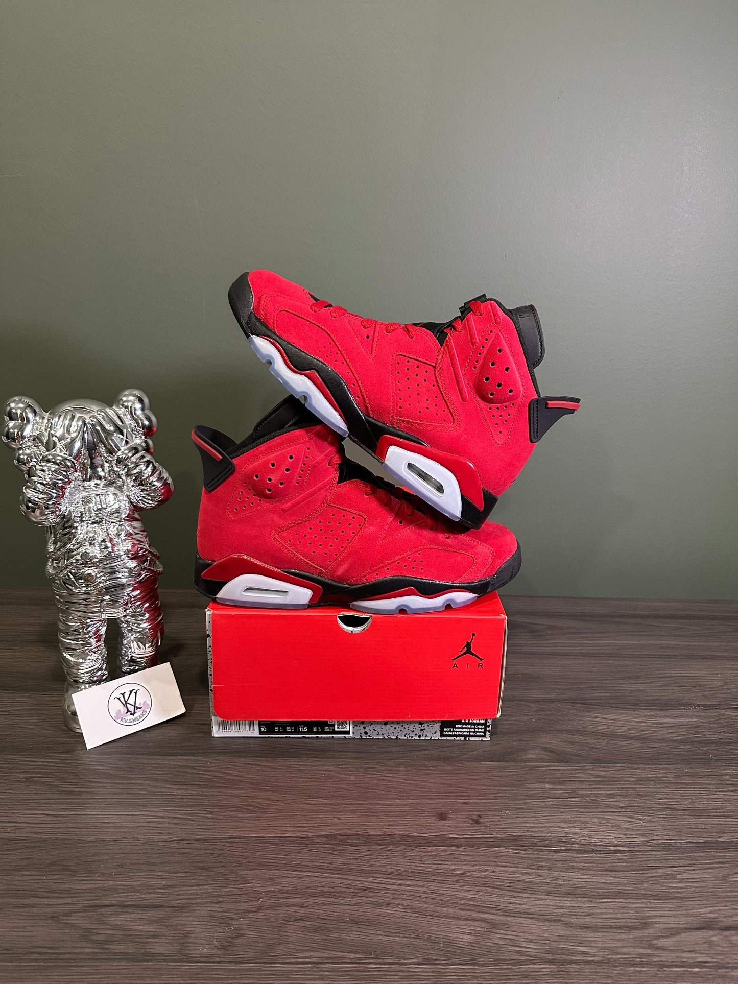 Jordan 6 Toro Bravo