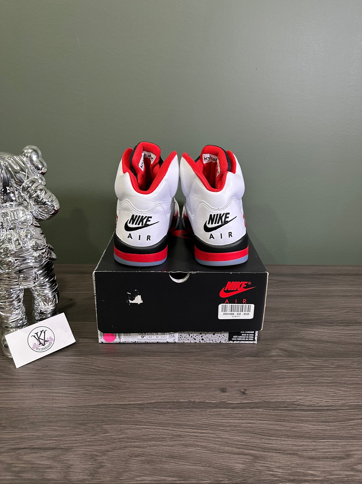 Jordan 5 Fire Red Black Tongue 2025
