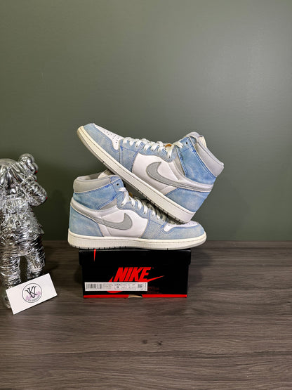 Jordan 1 High Hyper Royal Smoke Grey