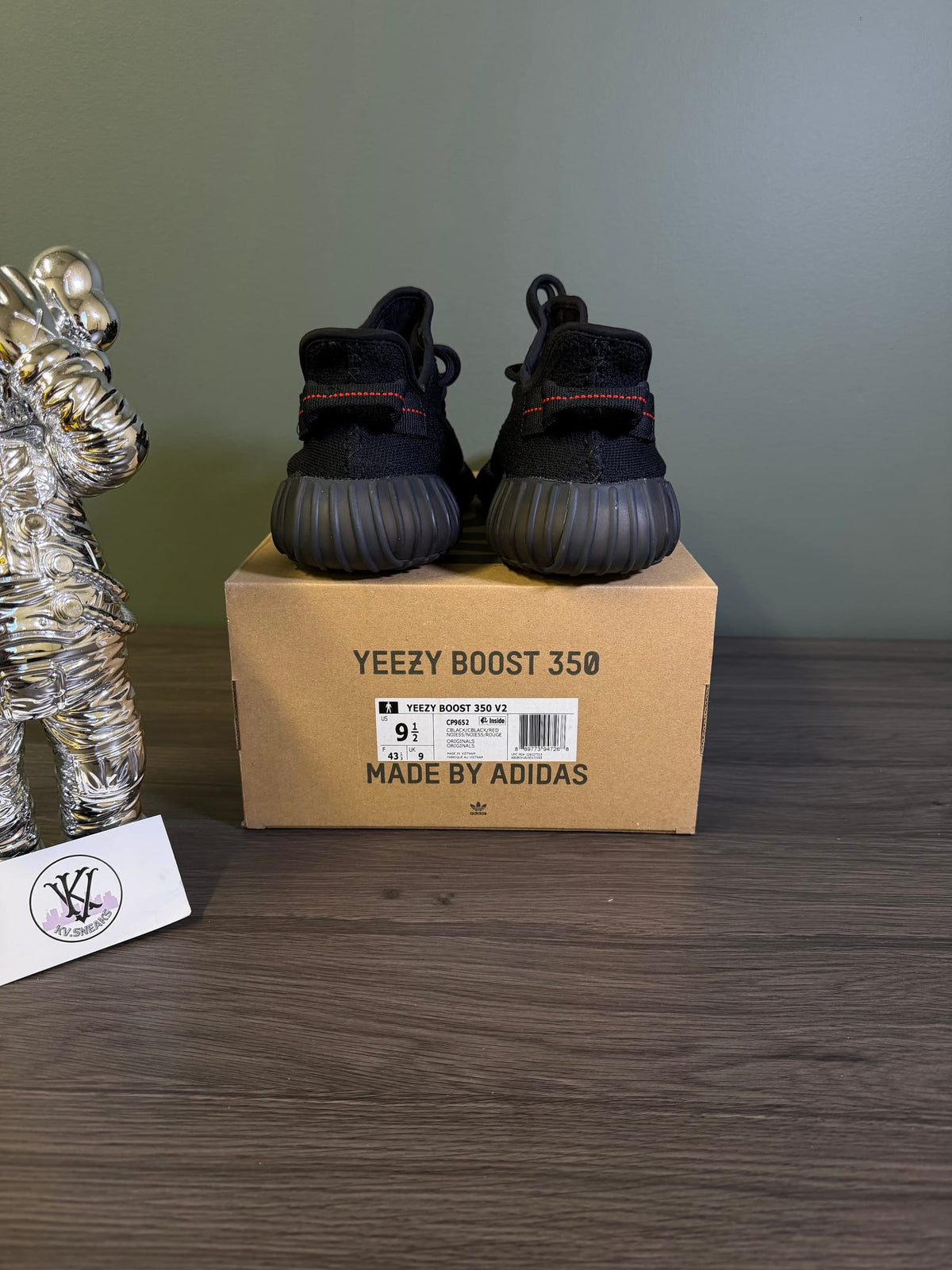 adidas Yeezy Boost 350 V2 Black Red