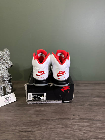 Jordan 5 Fire Red Silver Tongue 2020