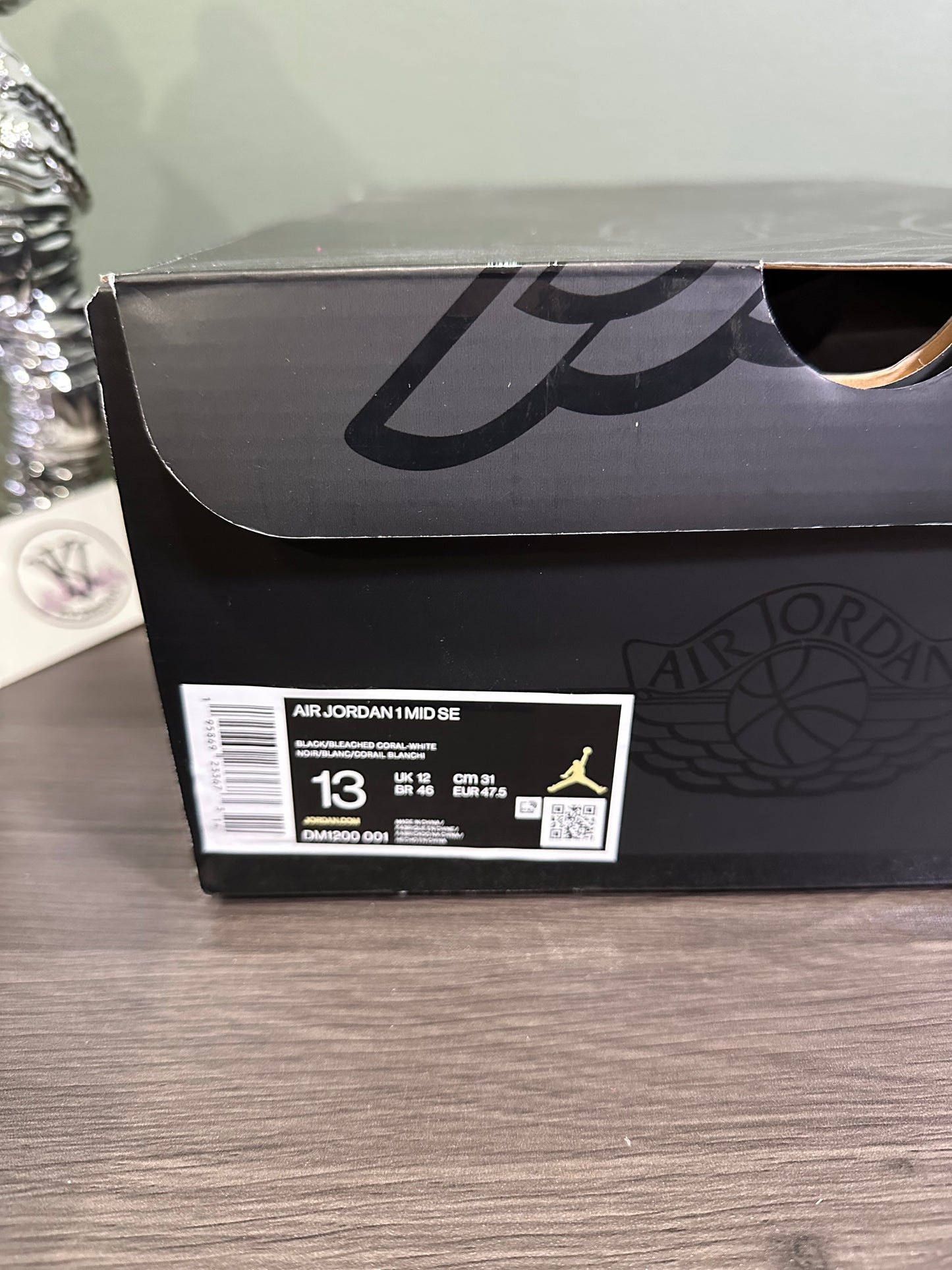 Jordan 1 Mid SE Zen Master