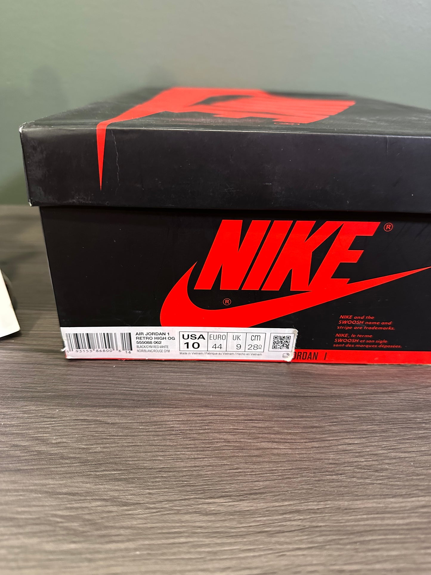 Jordan 1 High Bloodline