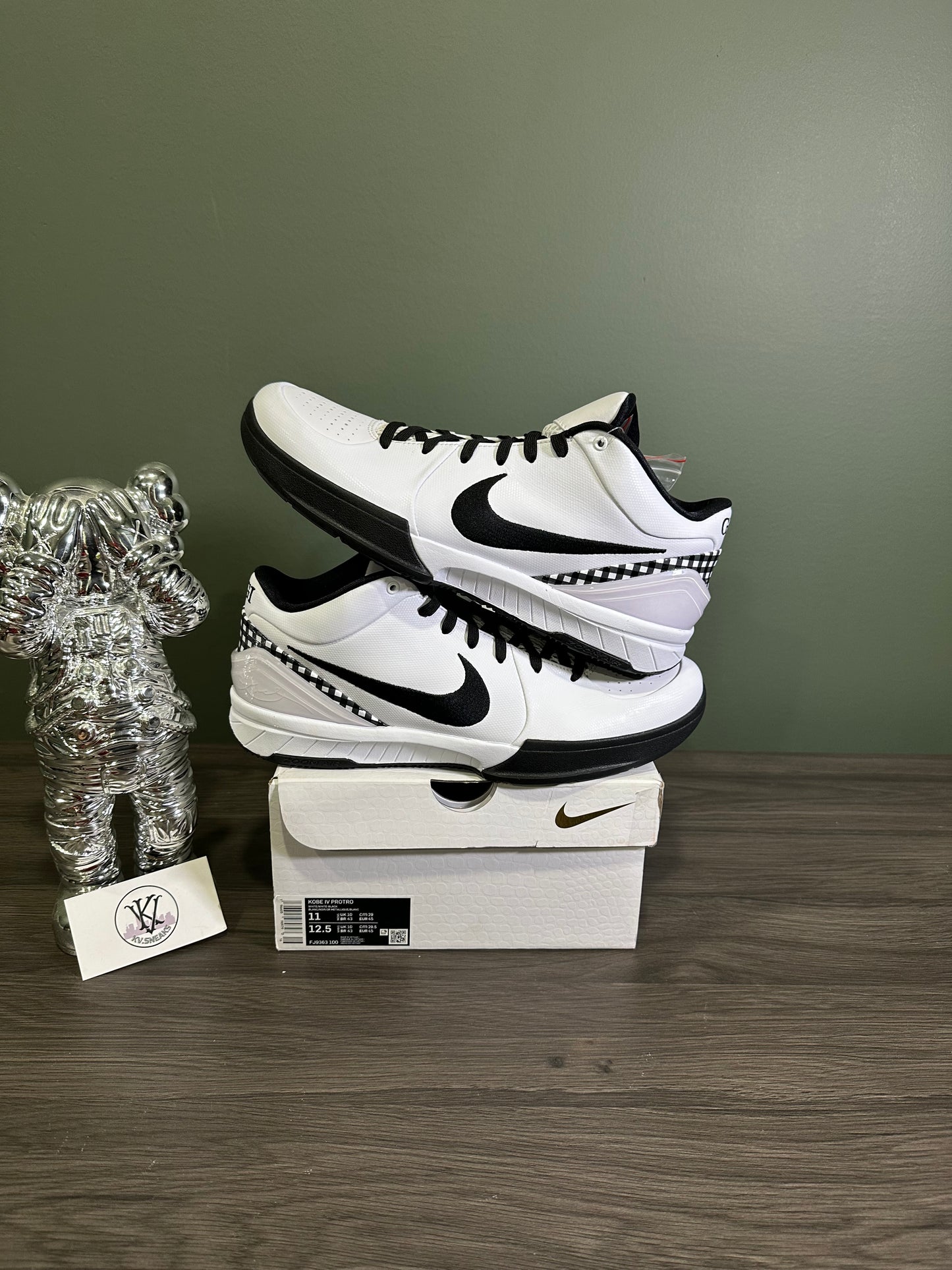 Kobe 4 Protro Mambacita Gigi