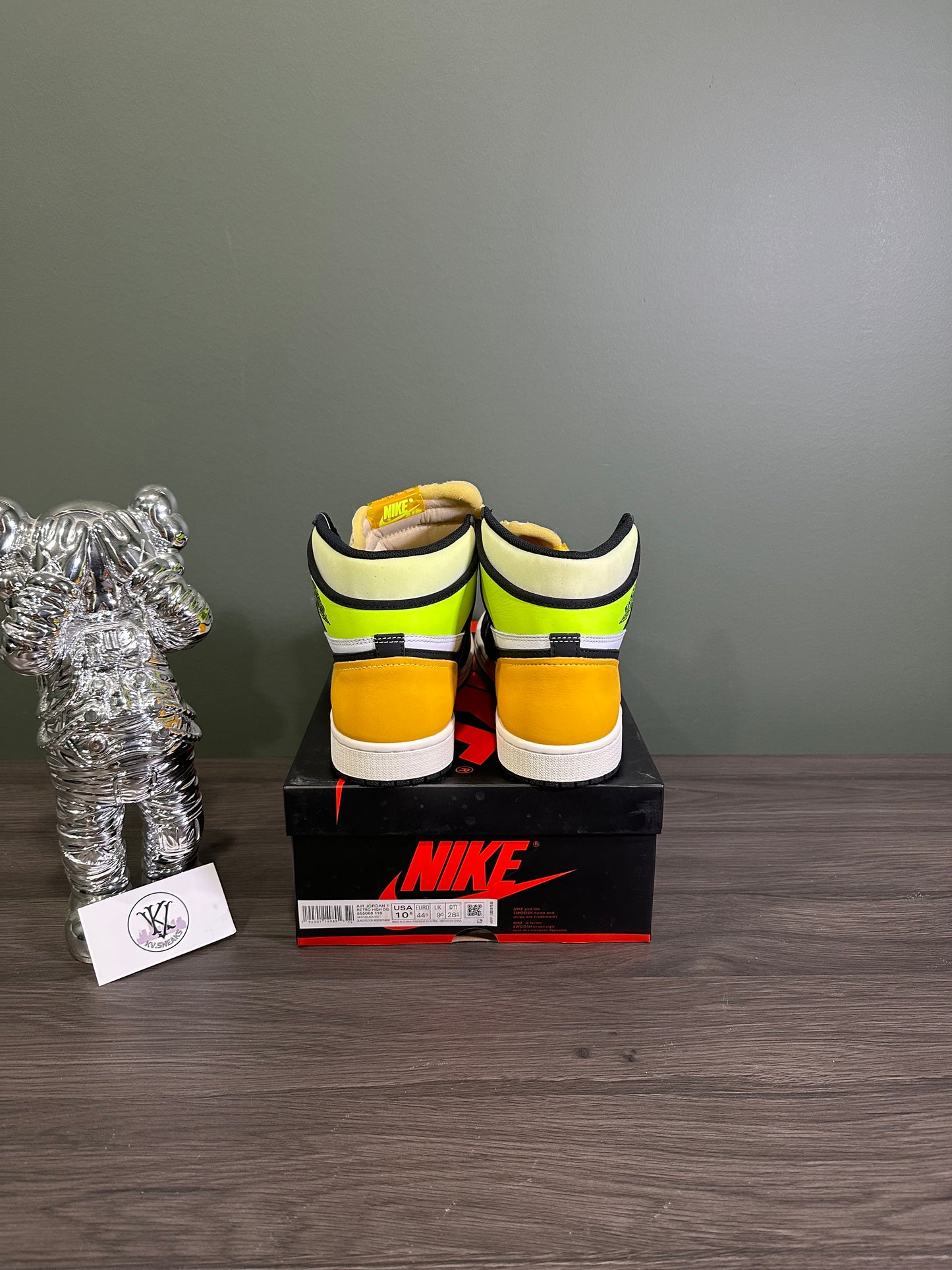 Jordan 1 High Black Volt Gold
