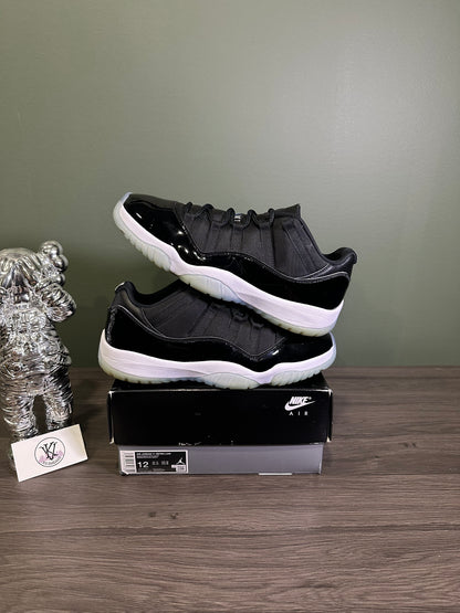 Jordan 11 Low Space Jam