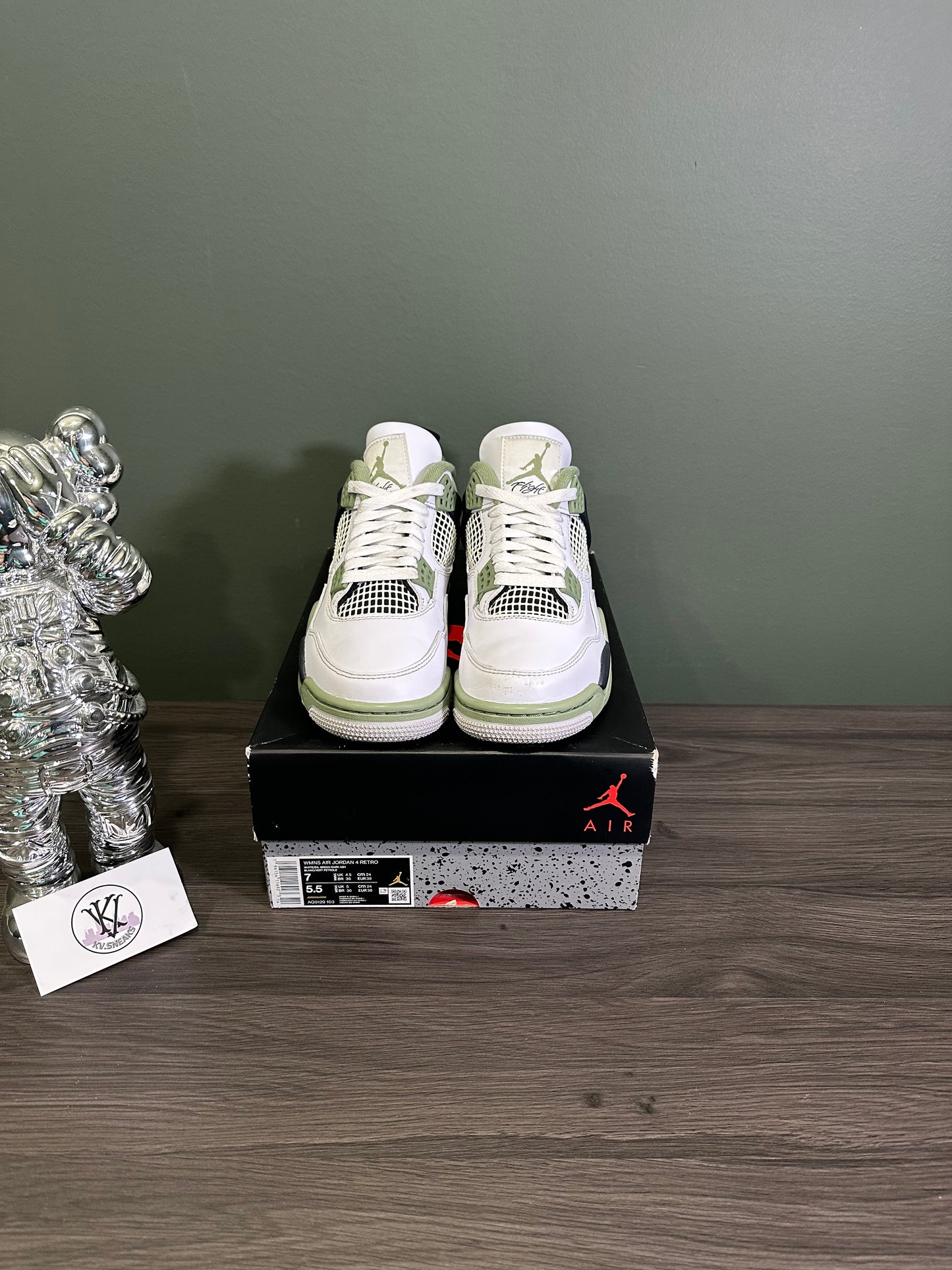 Jordan 4 Seafoam