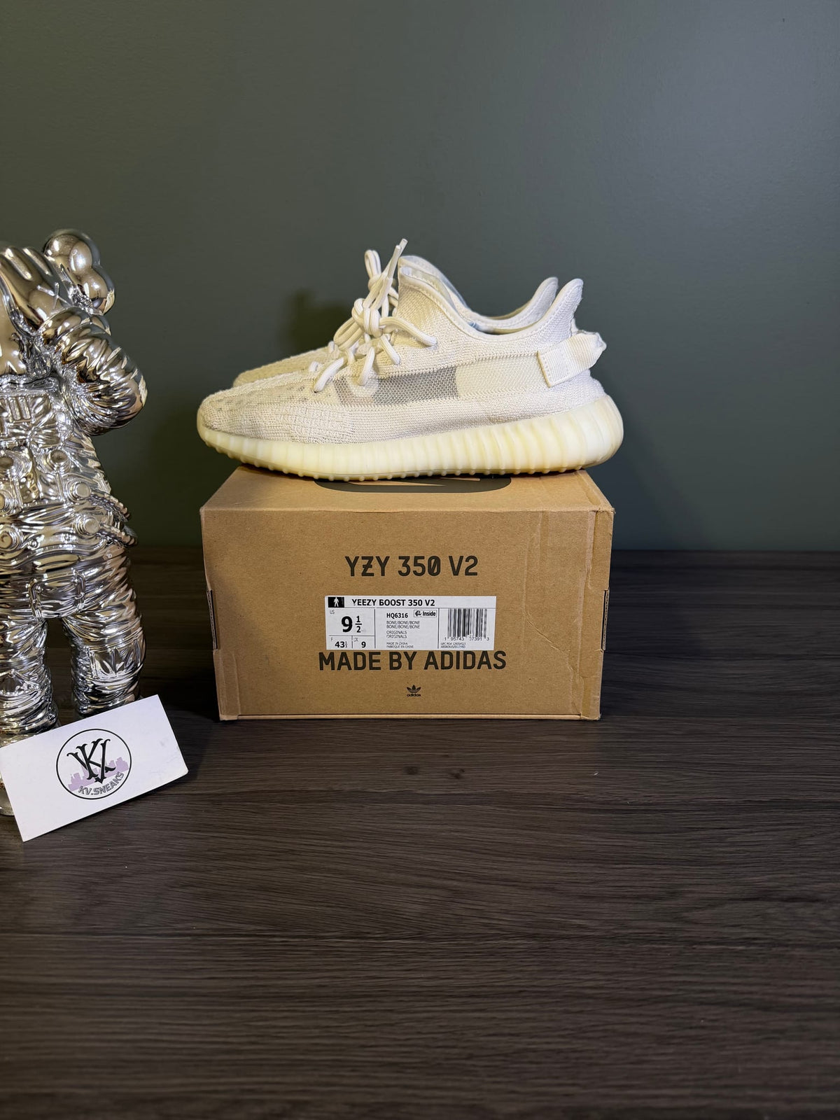 adidas Yeezy Boost 350 V2 Bone