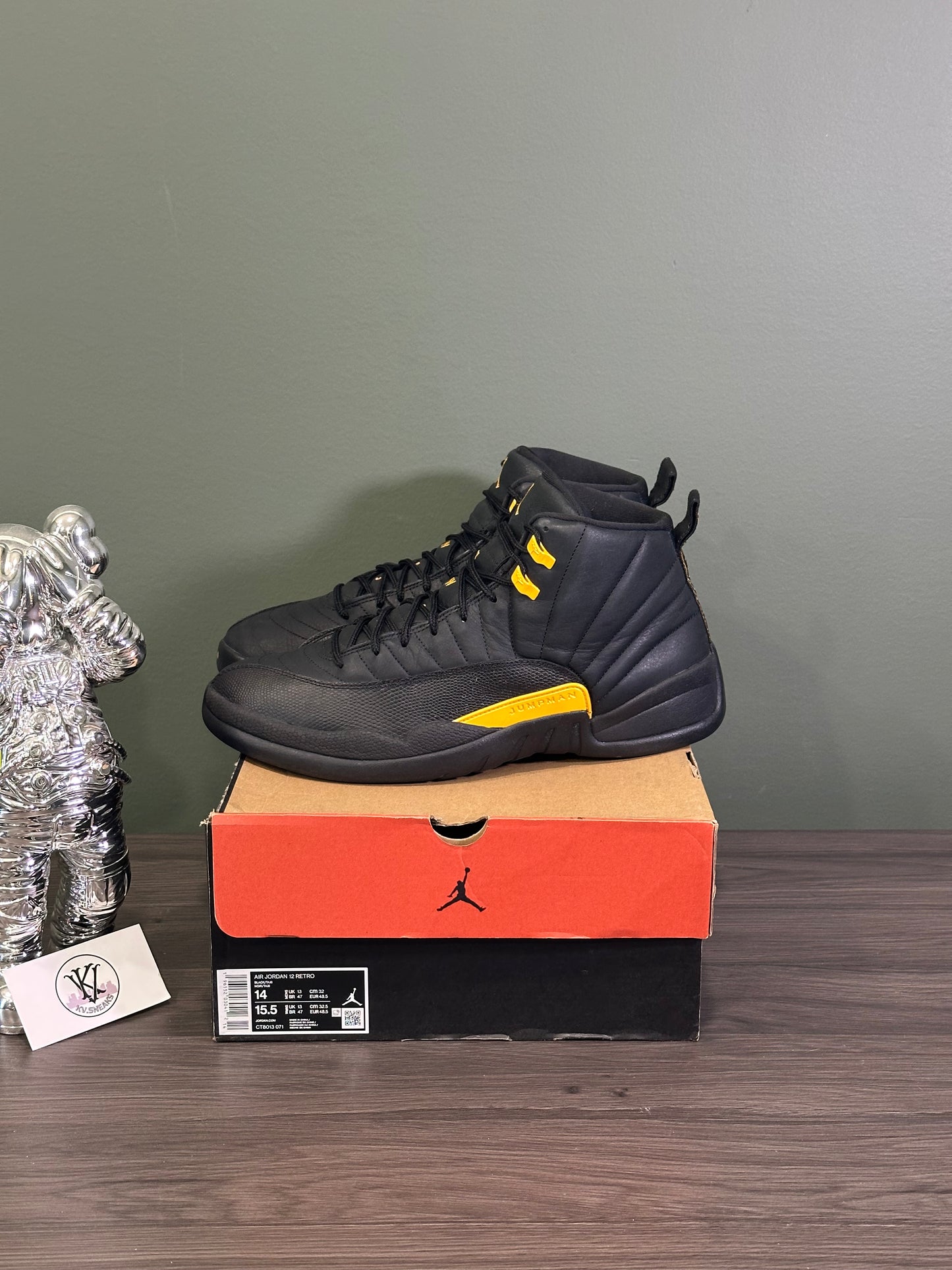 Jordan 12 Black Taxi