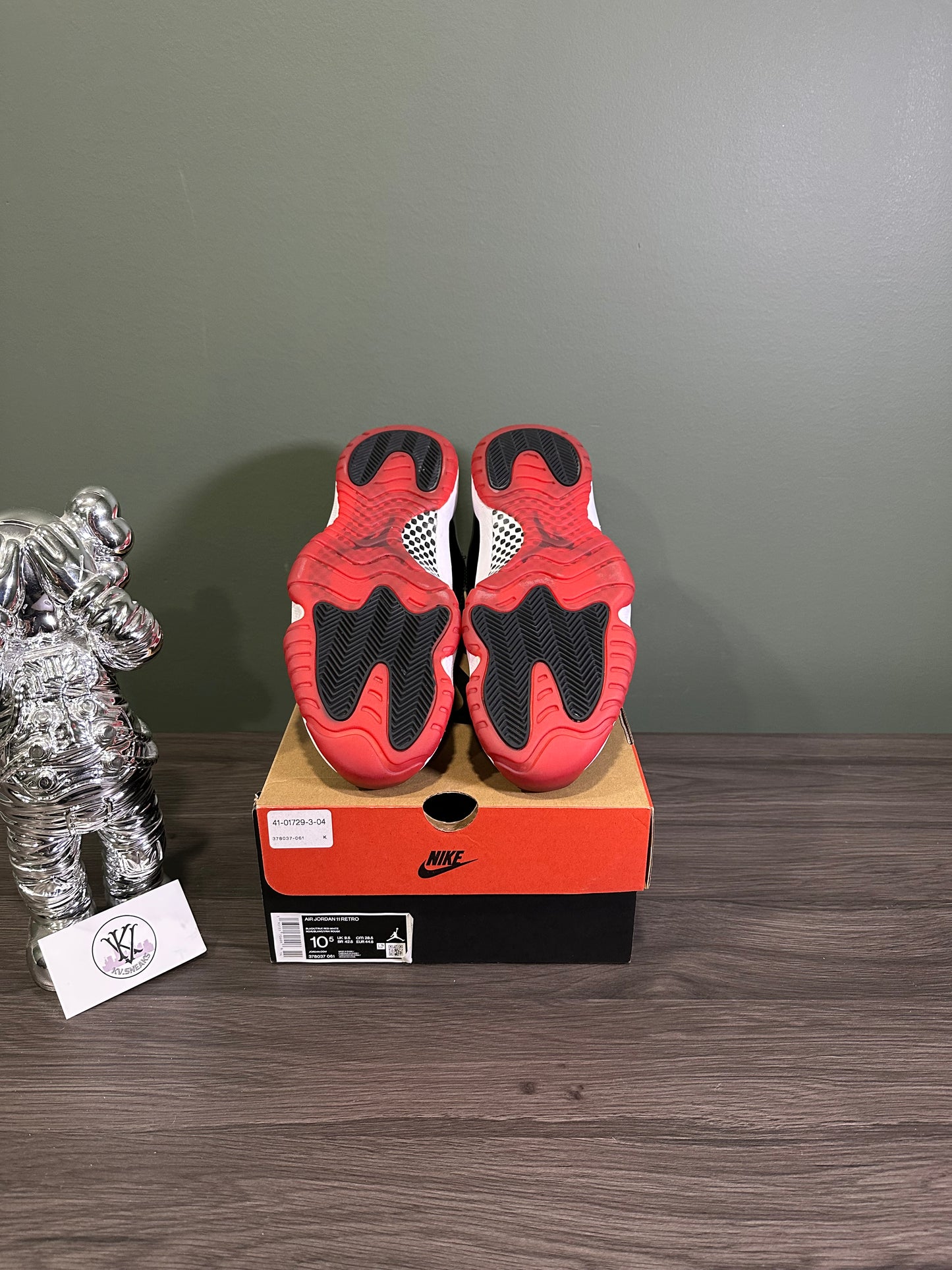 Jordan 11 Playoffs Bred 2019