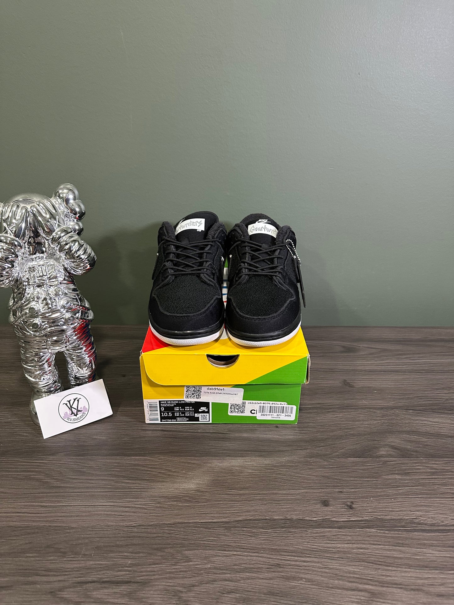 Dunk Low SB Gnarhunters